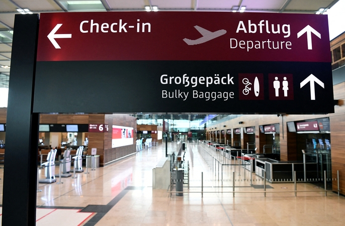 Vokietija pataria savo piliečiams išvykti iš Ukrainos