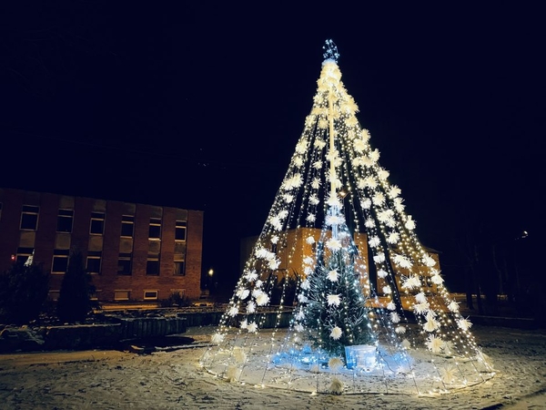 Pakaunėje vėl startuoja kalėdinių eglučių konkursas!