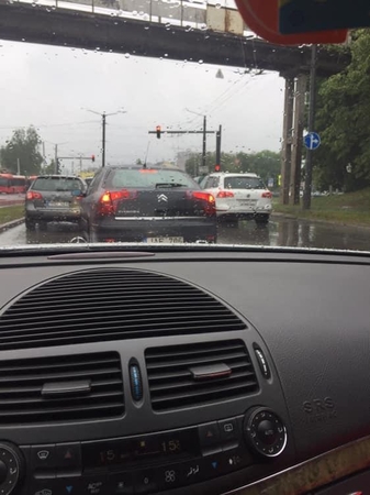 Dėl avarijos Tunelio gatvėje – didžiulė spūstis