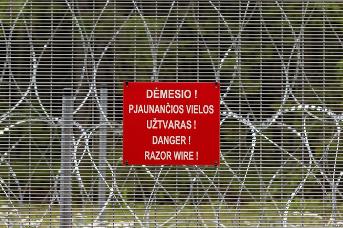 Pasienyje su Baltarusija apgręžti du neteisėti migrantai 