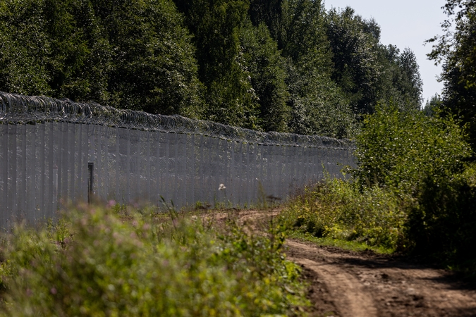 Pasienyje su Baltarusija apgręžta 17 neteisėtų migrantų