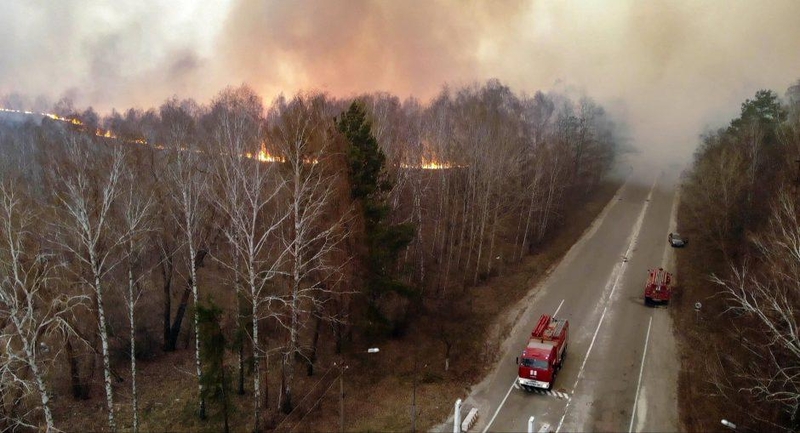 Kijevas: ES padės Ukrainai gesinti gaisrus Černobylio apylinkėse