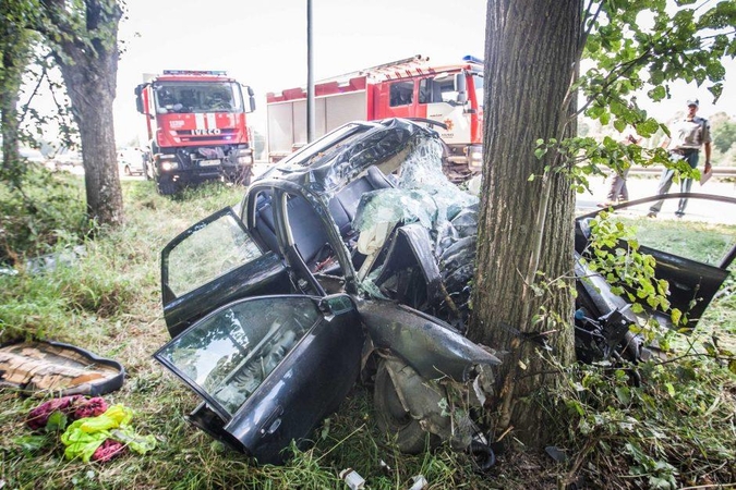 Per savaitę keliuose sužalota virš 90 žmonių