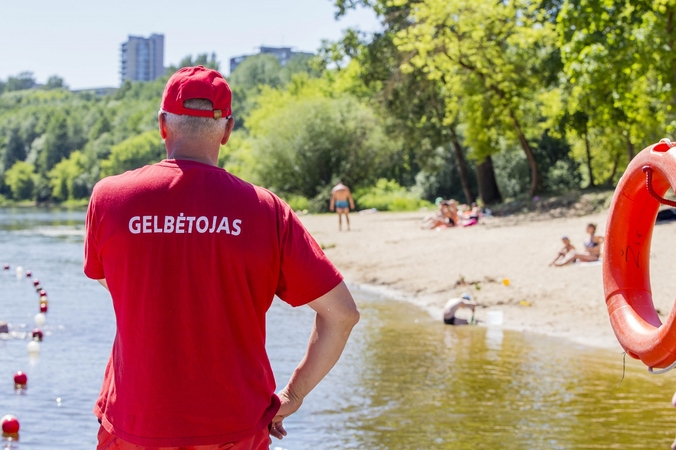 Gelbėjimo priemonėmis aprūpinti ir laukiniai Kuršių nerijos paplūdimiai