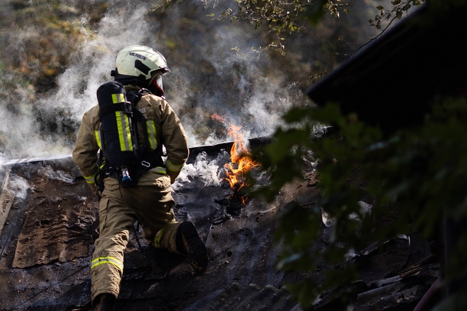 Gaisras Trakų rajone nusinešė pusamžio vyro gyvybę