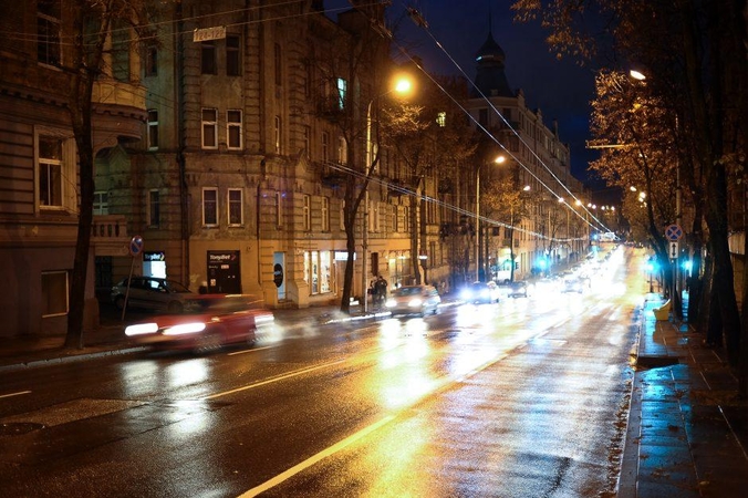 Kelininkai įspėja dėl naktį numatomo plikledžio