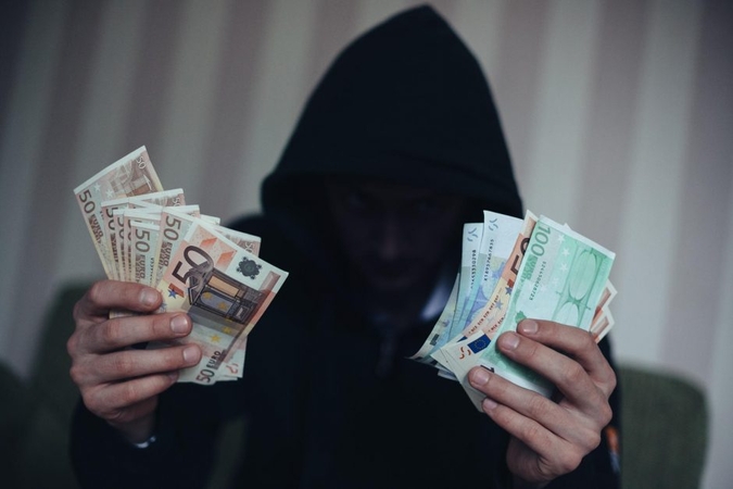 Sukčių schemos – vis išradingesnės: įmonei padarė tūkstantinį nuostolį