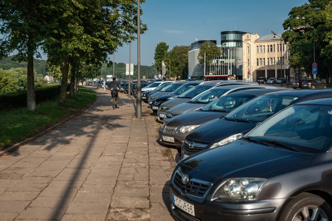 Požiūris: kauniečiai neabejoja, kad nepaisant jų kritikos, Karaliaus Mindaugo prospektui apmokestinti bus pritarta.
