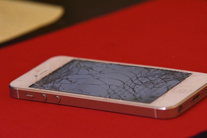 Kaip žiemą apsaugoti mobiliuosius telefonus?