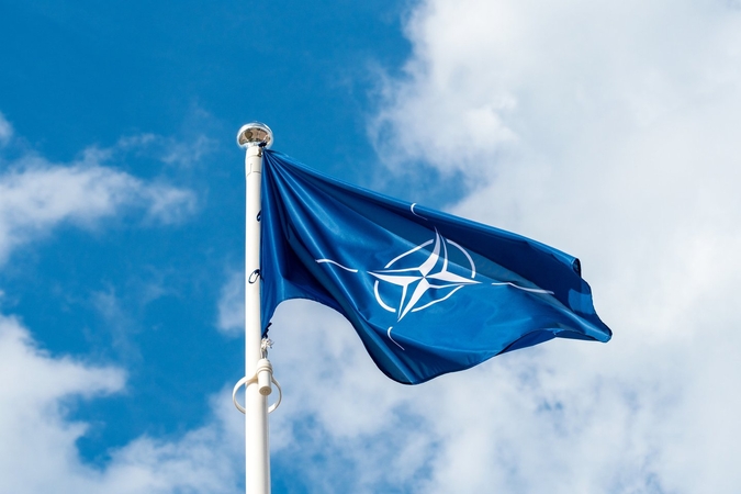 Švedijos dienraštis: Stokholmas paraišką įstoti į NATO planuoja pateikti antradienį