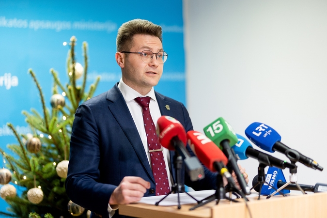 Viceministras: vaistų antkainius turėjo siūlyti atskiros vaistinės, o ne asociacija