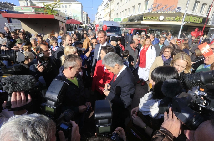 Austrijoje prasidėjo balsavimas visuotiniuose rinkimuose