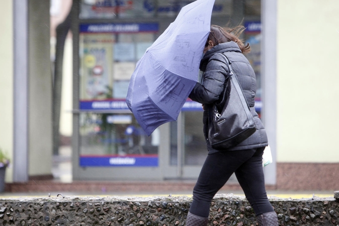 Vieną audrą pajūryje keis kita