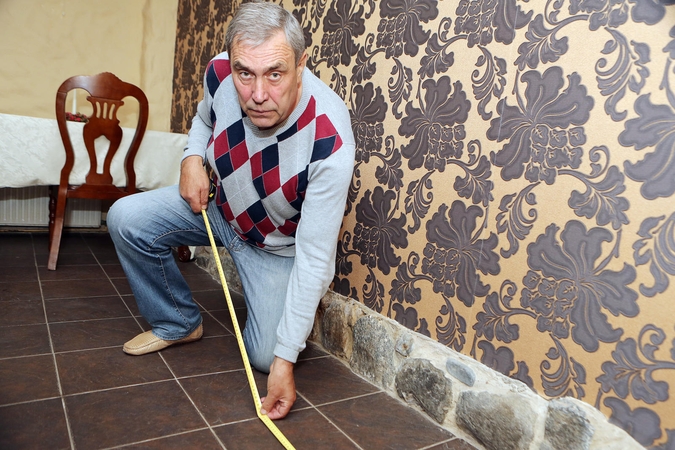 Abejonės: didelių sąskaitų už bendro naudojimo patalpų šildymą sulaukęs V.Jonutis įtarė, kad Registrų centrui yra nurodytas per mažas naudingasis gyvenamojo namo plotas.