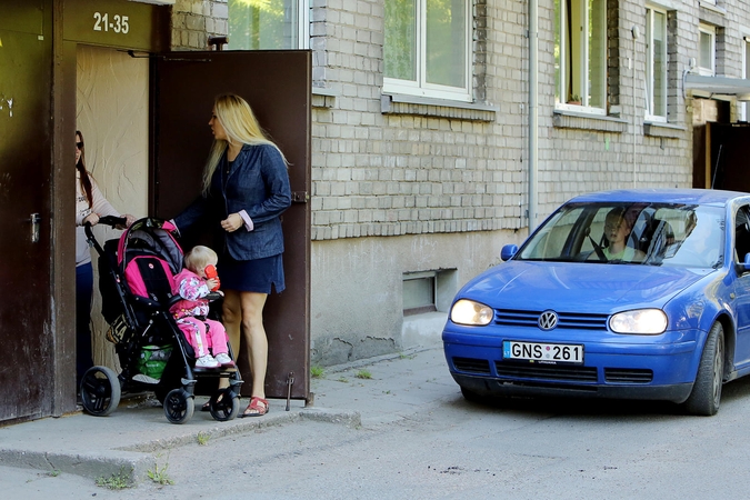 Gyventojams laukti utopijų pabodo