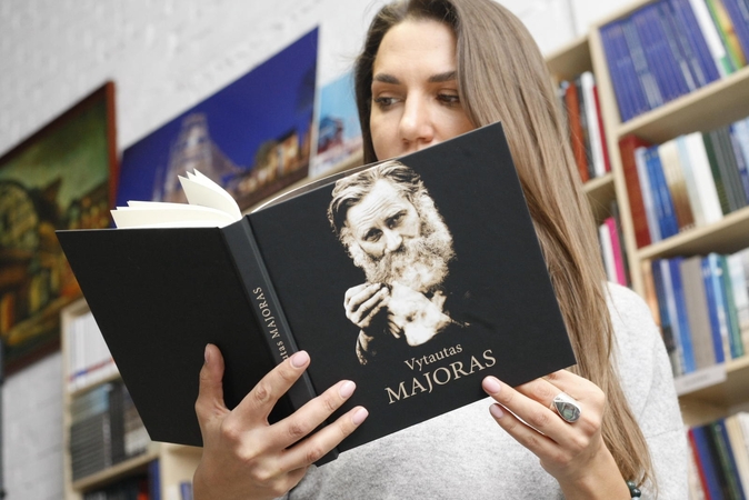 Supažindins: neseniai atspausdinta knyga apie krašto šviesuolį V.Majorą po dviejų savaičių pirmiausia bus pristatyta J.Lankučio bibliotekoje Gargžduose.