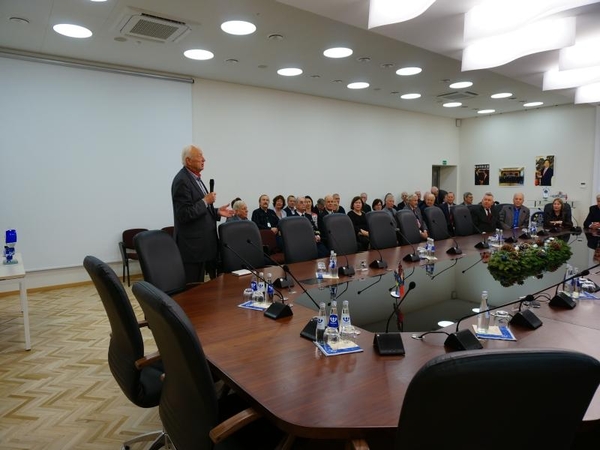 Uosto direkcija sukvietė senjorus
