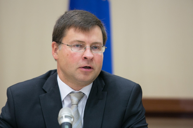 V. Dombrovskis: dabar – geras laikas Lietuvai įstoti į euro zoną