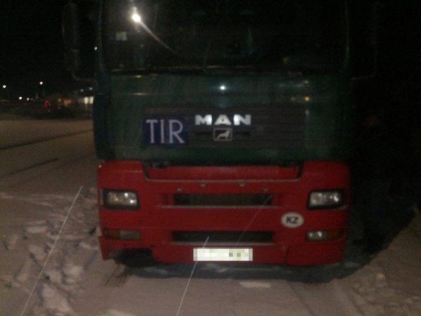 Pasieniečiai sulaikė įtartiną vilkiką