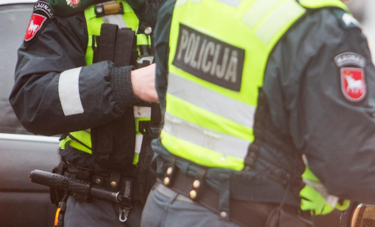 Girti vairuotojai Kaune šiurpina: 3,49 promilės pripūtęs „didvyris“ vos prakalbėjo