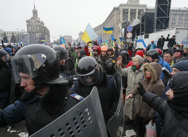 JAV svarsto galimybę įvesti Ukrainai sankcijas, įspėja nenaudoti jėgos