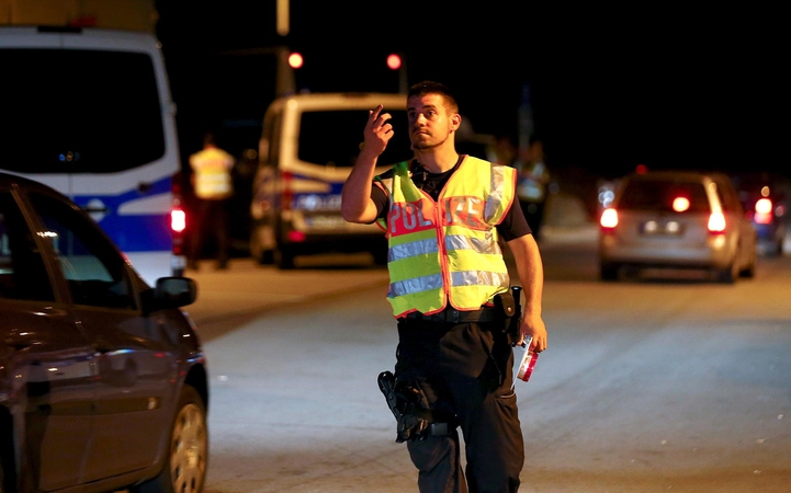 Migrantų krizė: Vokietijos pasienyje su Austrija vėl tikrinami keliautojai