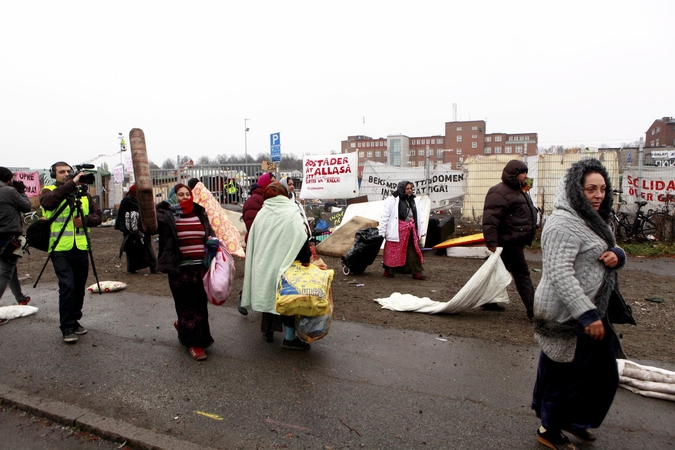 Danija nenori Švediją užplūdusių migrantų
