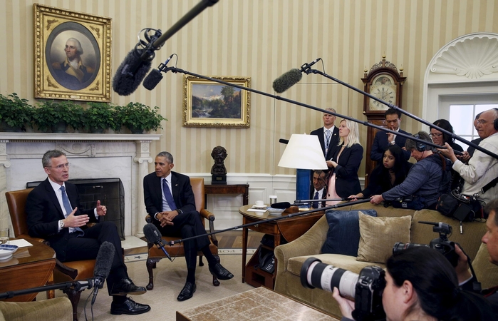 B. Obama ir J. Stoltenbergas