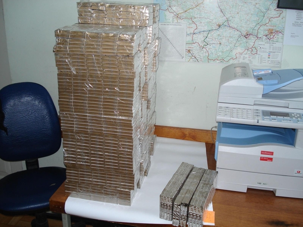 Traukiniu iš Baltarusijos į Lietuvą atgabenta 1,5 tūkst. pakelių cigarečių