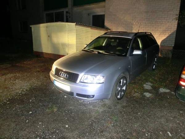 Domeikavoje „Audi“ paslėpę vyrukai įtariami vagystėmis Šilainiuose ir Vilijampolėje