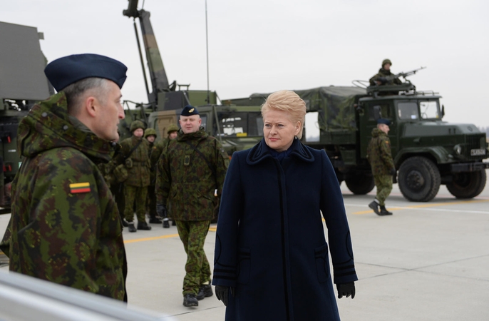 Prezidentė sako turinti žinių, kad Kremlius daro įtaką Darbo partijos vadovams