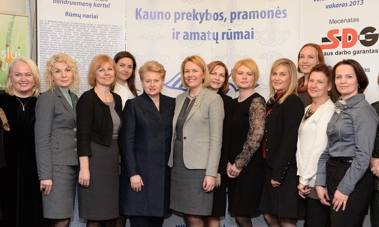 Prezidentė Kauno verslininkėms palinkėjo tobulėti