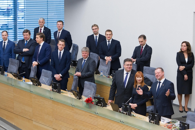 Vyriausybė pritarė, kad Seimo narių būtų mažiau, o rinkimai vyktų kovą