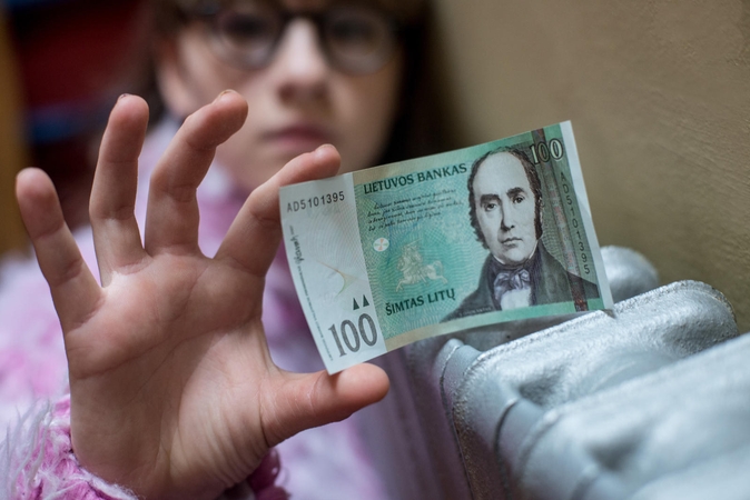 Sąskaita už šildymą lapkritį – maždaug 50 litų mažesnė nei pernai