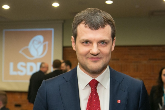 Kokius žaidimus žaidžia socialdemokratų vadas G. Paluckas?