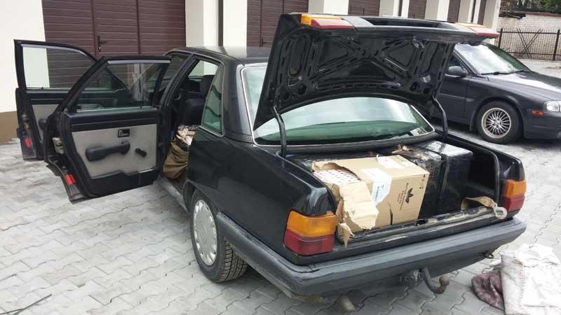 60-metė kaunietė vežėsi beveik 4 tūkst. pakelių cigarečių