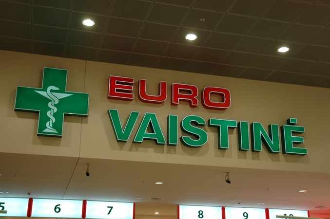 Iš pareigų traukiasi „Eurovaistinės“ tinklo direktorė