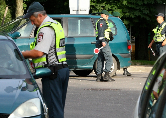 Policija gaudė kelių chuliganus