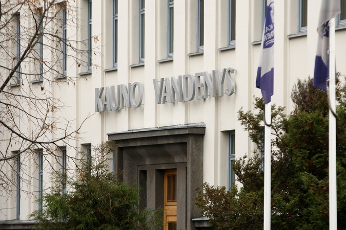 Trys „Kauno vandenų“ darbuotojai išleisti į laisvę, vienas nušalintas nuo pareigų