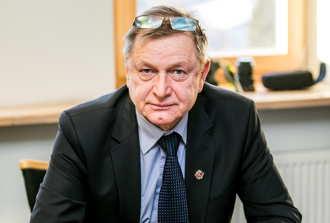 V. Venslovas