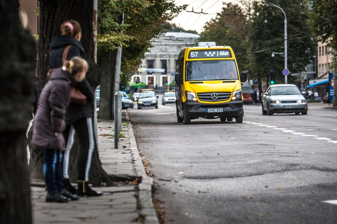 Patvirtinta: Kaune brangs viešojo transporto bilietai