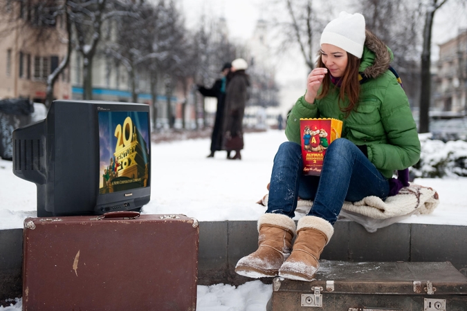 Kas dalysis LRT pyrago dalį?