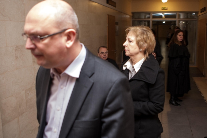 Odontologijos klinikoje žuvusios pacientės sūnus teisiamajai atleido
