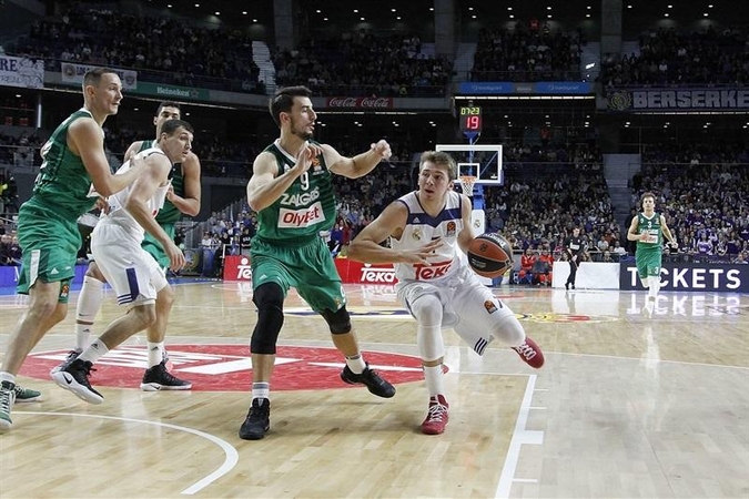 Jaunuolis: L.Dončičius (su kamuoliu) buvo naudingiausias "Real" pirmo rato rungtynių su "Žalgiriu" žaidėjas.