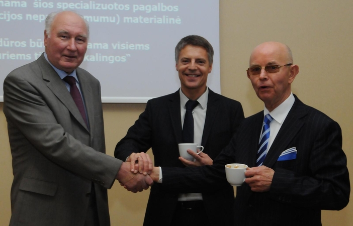 (Iš kairės) B. Dainys, M. Miglinas, A. Vinkus