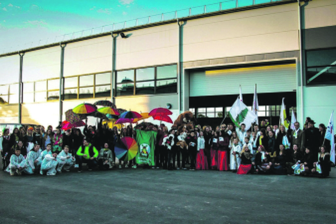 Ką vienija "Apvalusis stalas"?