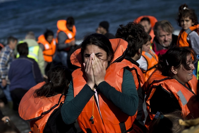 Prie Graikijos nuskendo keli migrantų laivai