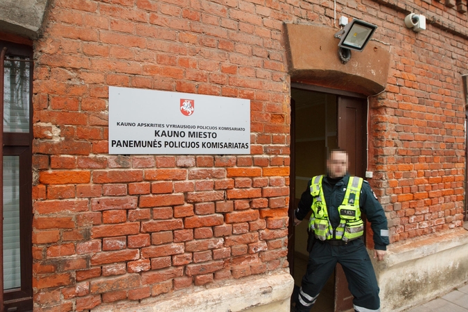 Panemunės policijos komisariato tyrėjos sutuoktinis ne kartą teistas.