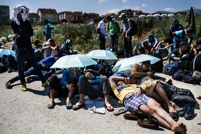 Vengrija pastatys užtvarą nuo migrantų iki lapkričio pabaigos