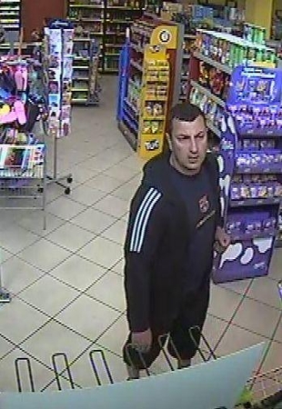 Ieškomas asmuo, turintis reikšmingos informacijos